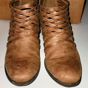 Fergalicious by Fergie booties